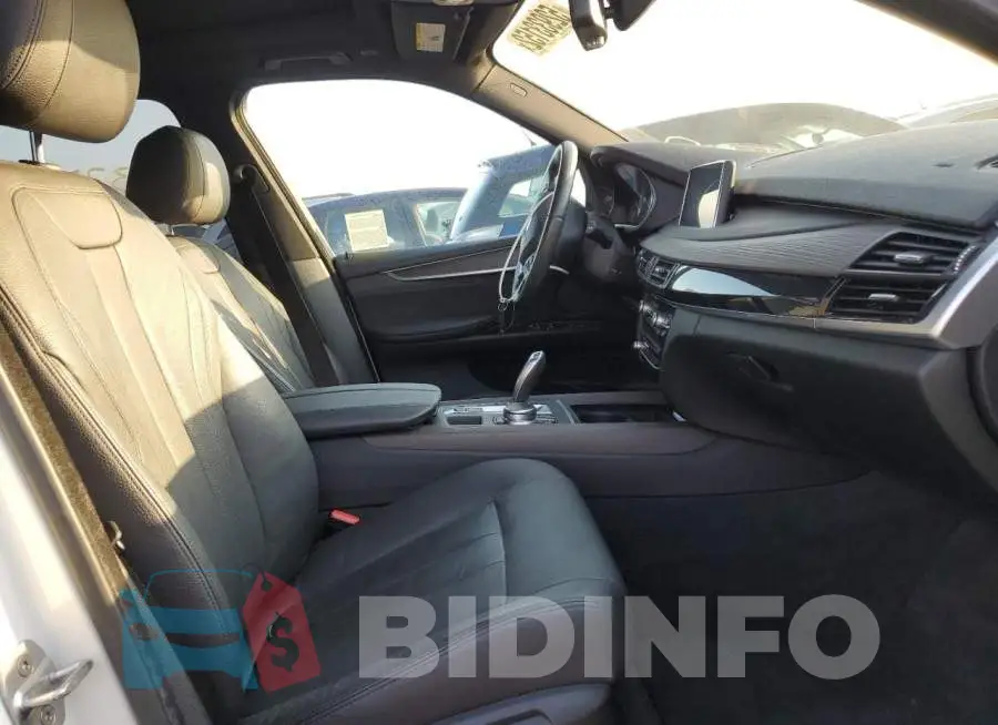 5UXKT0C33H0S80982 Photo# 5