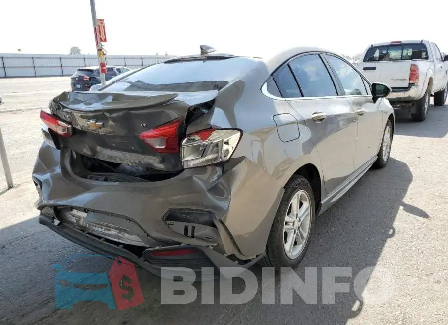 1G1BE5SM8J7241538 Photo# 4