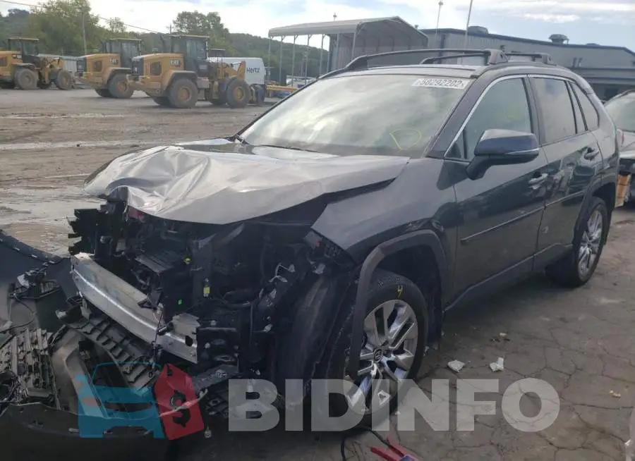 2T3A1RFV4MC158045 Photo# 2