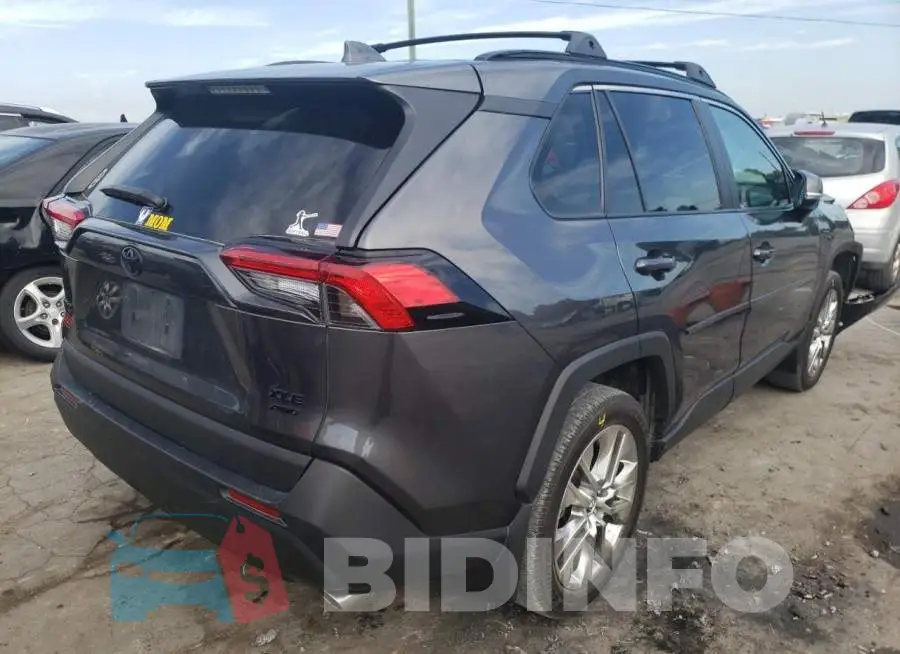2T3A1RFV4MC158045 Photo# 4