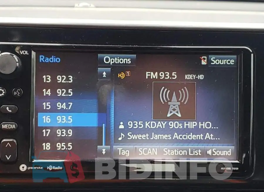 NMTKHMBX7JR040169 Photo# 9