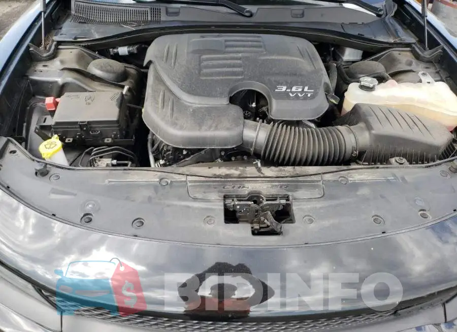 2C3CDXHG4LH162617 Photo# 7