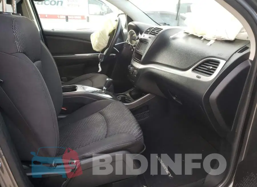 3C4PDCAB0GT235208 Photo# 5