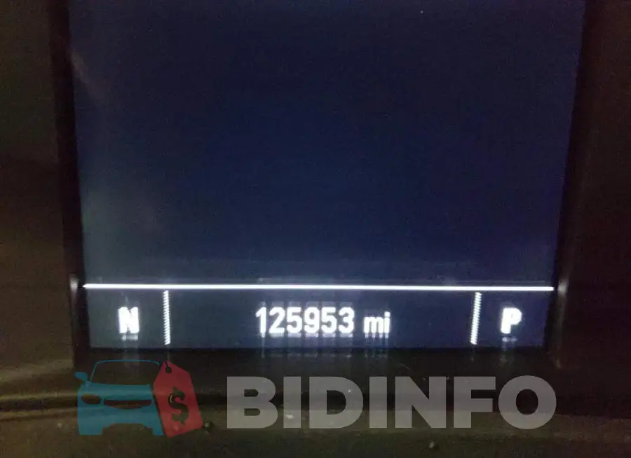 1G1ZB5ST8HF121303 Photo# 8