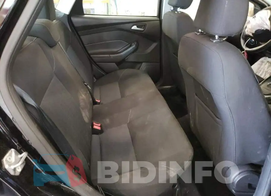 1FADP3F20GL203699 Photo# 6