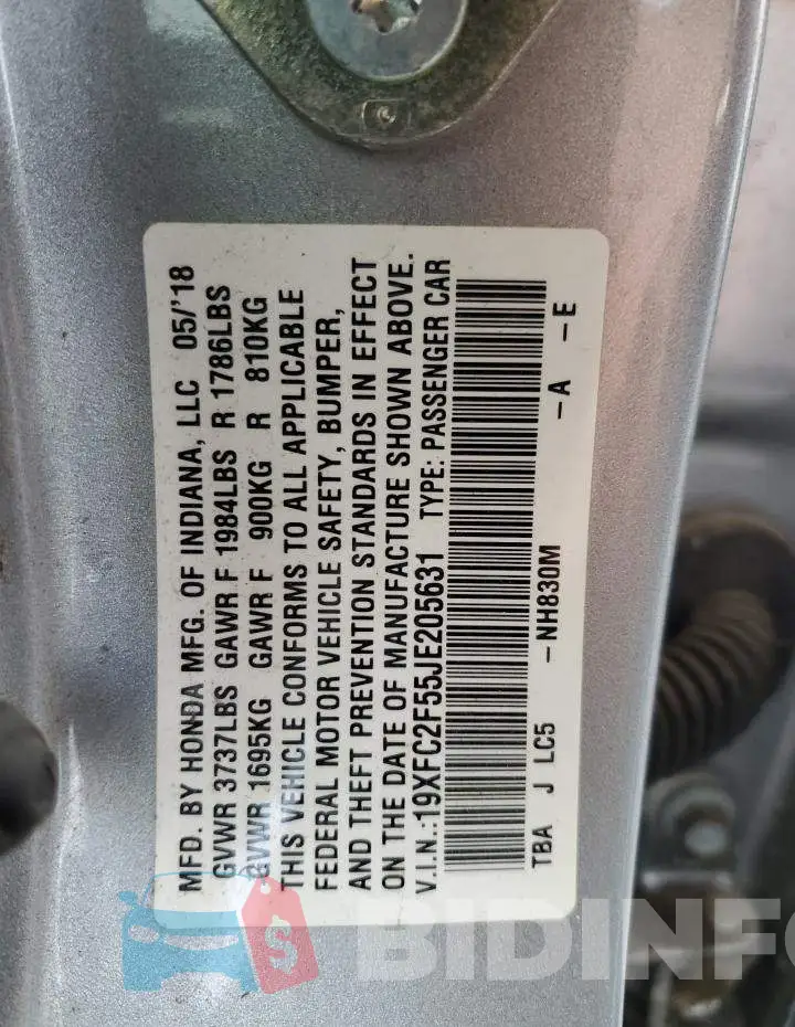 19XFC2F55JE205631 Photo# 10