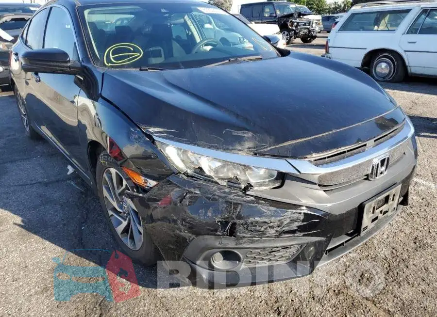 19XFC2F81GE216337 Photo# 9