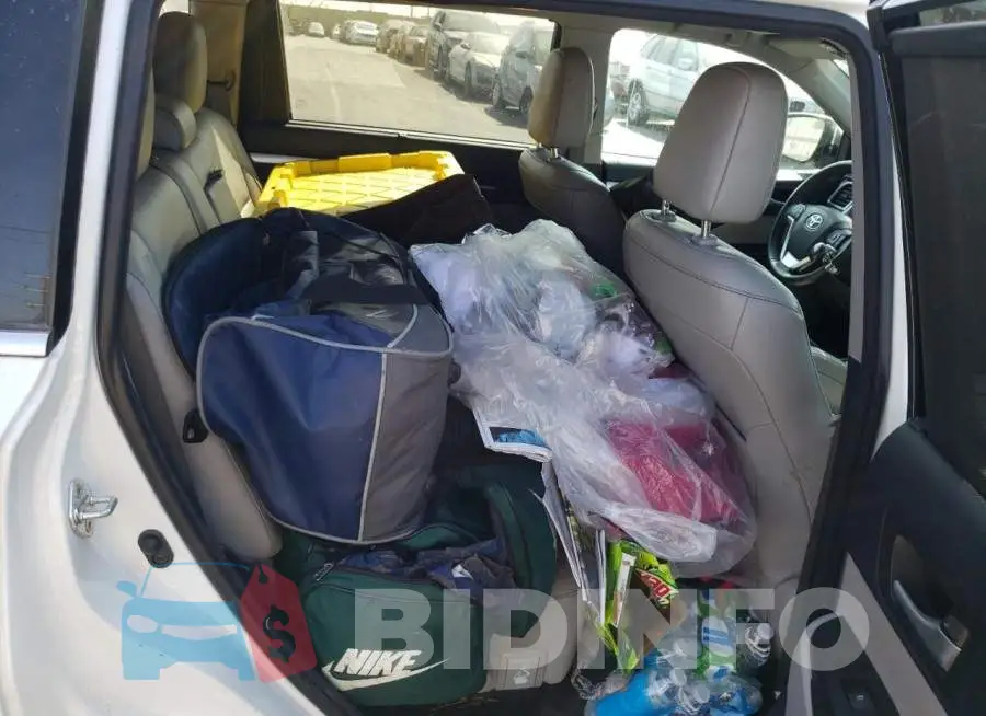 5TDJKRFH7GS344934 Photo# 6