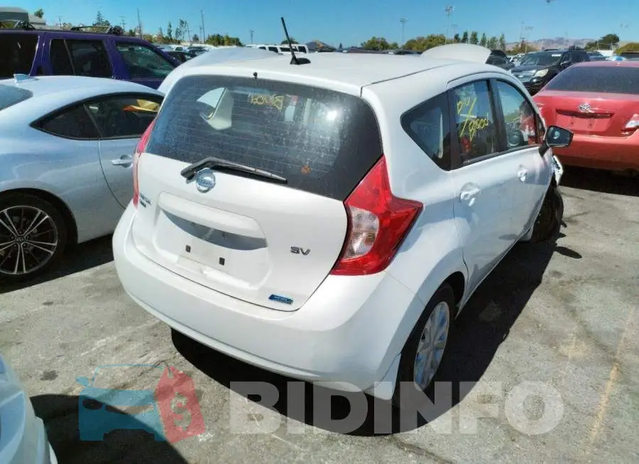 3N1CE2CP9GL366185 Photo# 4