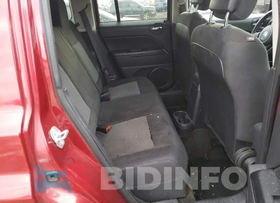 1C4NJRBB5GD682947 Photo# 6