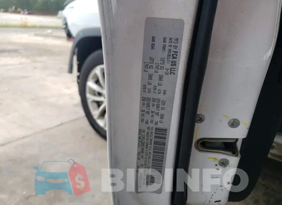 1C4PJLCB0KD145402 Photo# 10