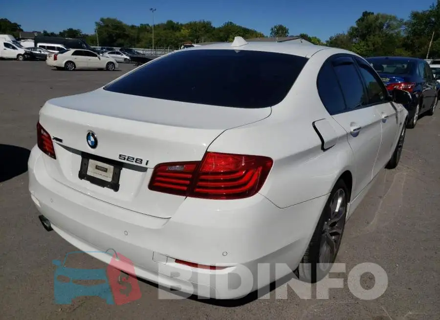 WBA5A7C56GG147151 Photo# 4