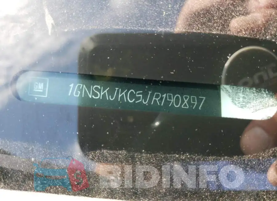1GNSKJKC5JR190897 Photo# 10
