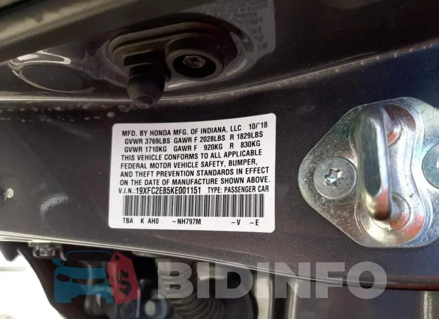 19XFC2E85KE001151 Photo# 10