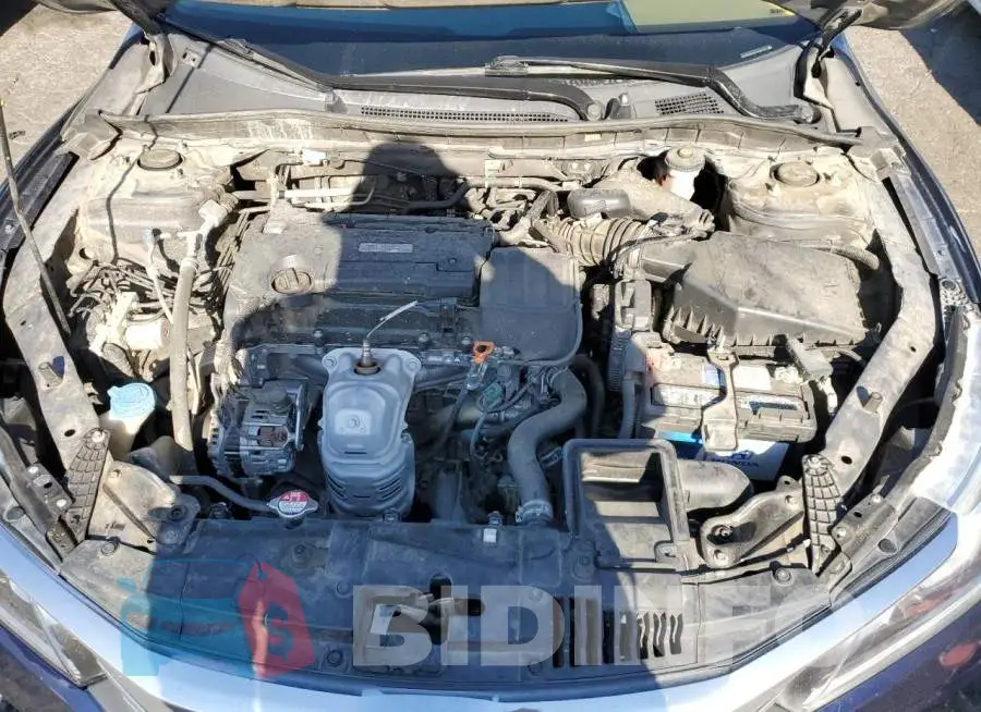 1HGCR2F33HA294162 Photo# 7
