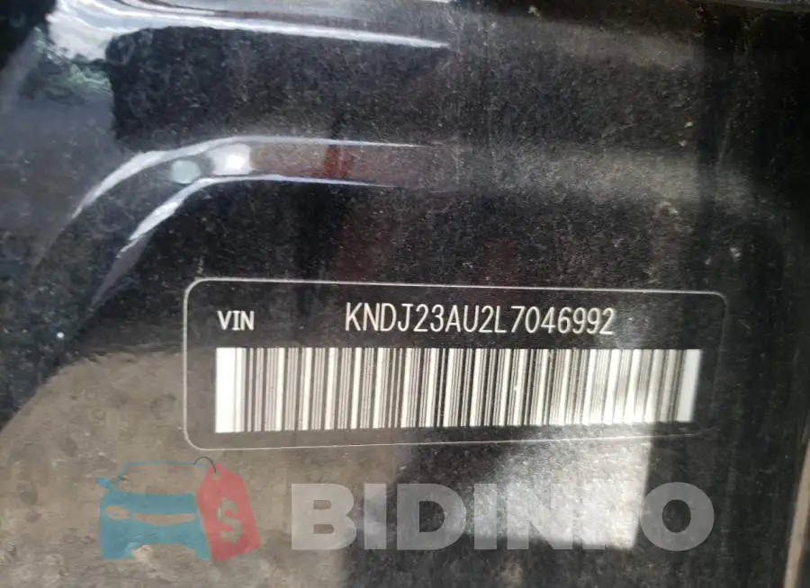KNDJ23AU2L7046992 Photo# 10