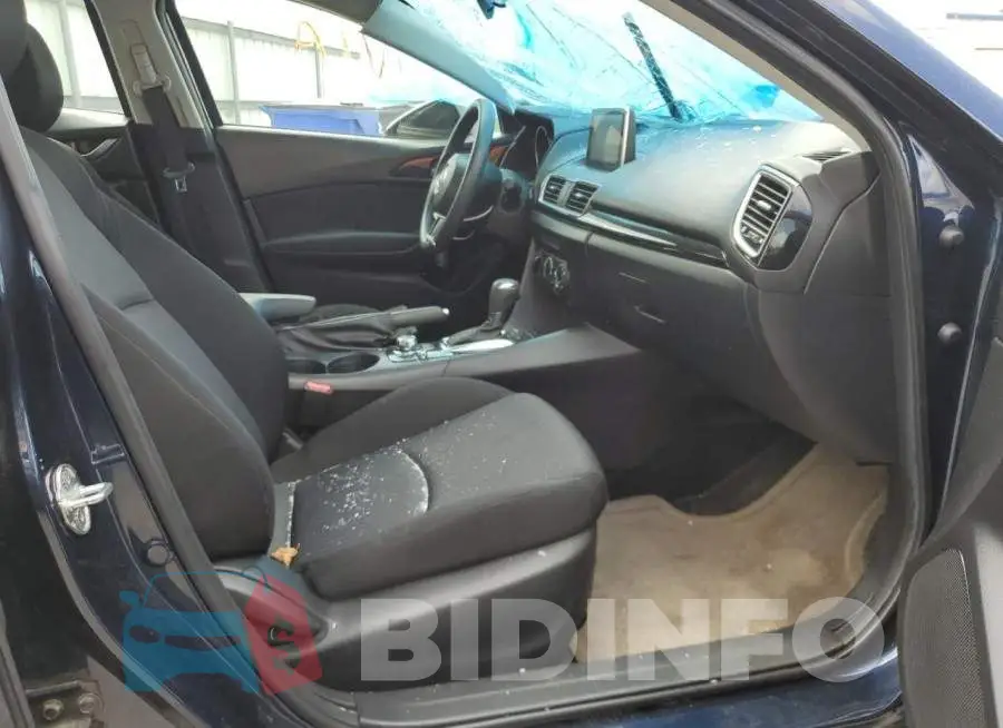 3MZBM1T77GM303048 Photo# 5