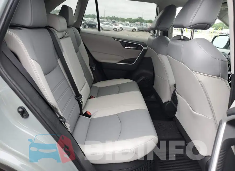 4T3B6RFV8MU018164 Photo# 6