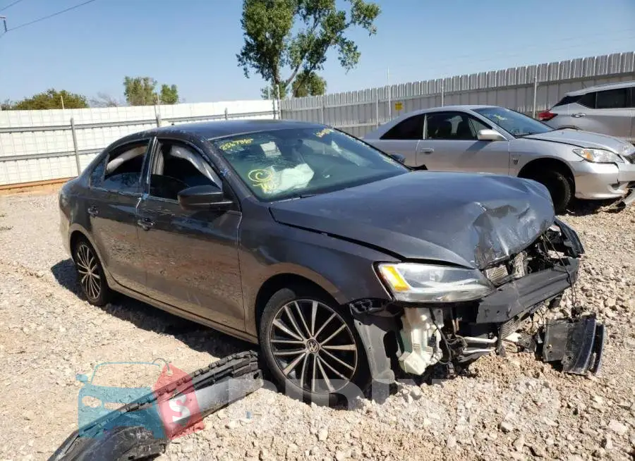 3VWD17AJ7GM256736 Photo# 1