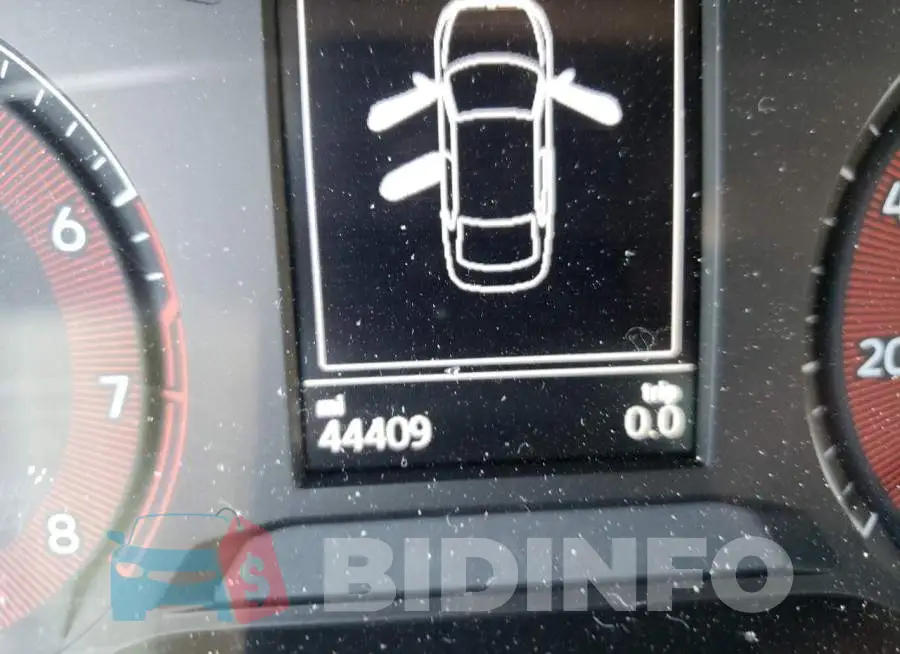 3VWN57BU2KM180708 Photo# 8