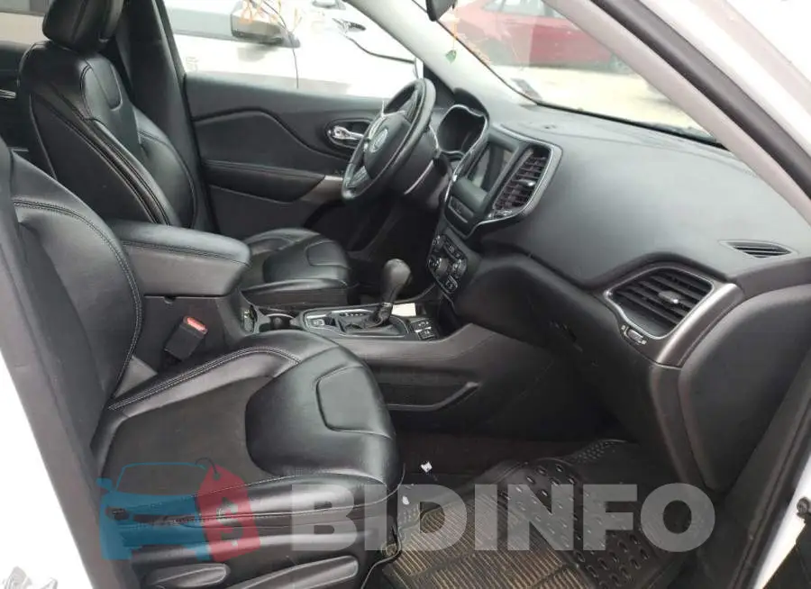 1C4PJLLB1KD202092 Photo# 5