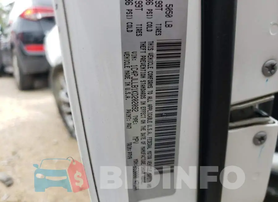 1C4PJLLB1KD202092 Photo# 10