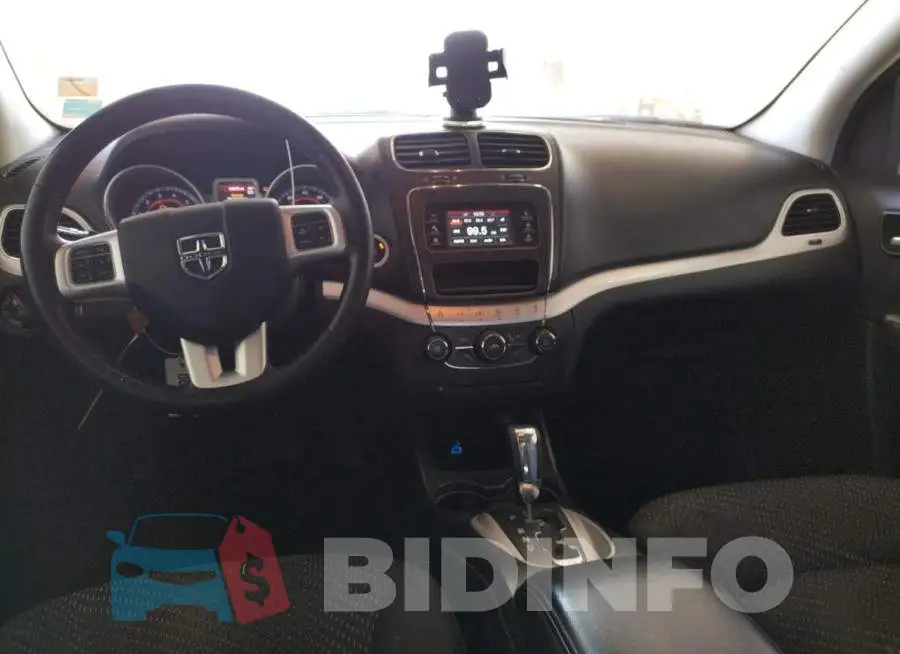 3C4PDCBG5HT576003 Photo# 8