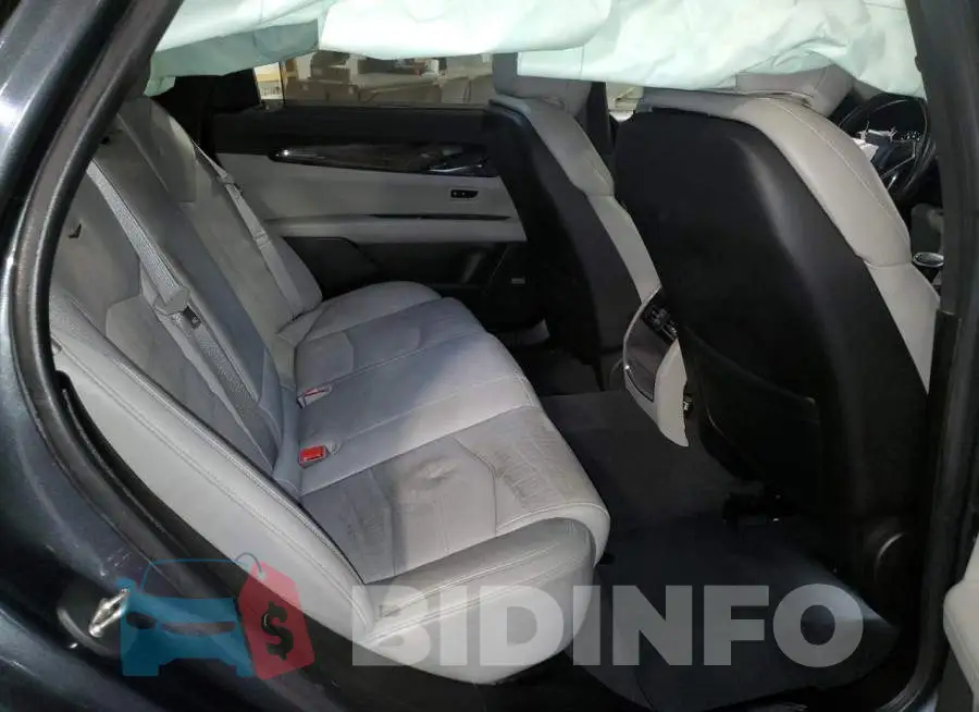 1G6KD5RS4HU136802 Photo# 6