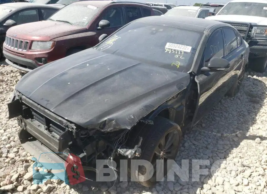 SAJBM4BV1HCY45173 Photo# 2