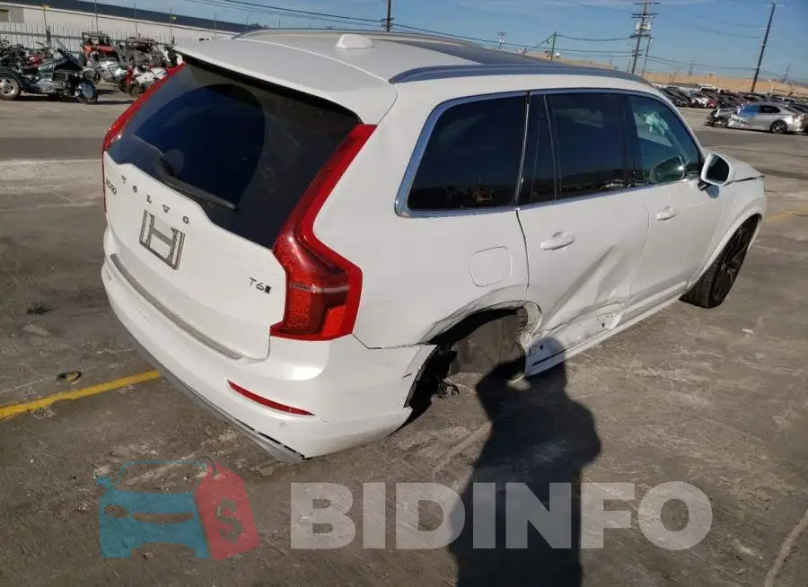 YV4A22PK6L1621384 Photo# 4