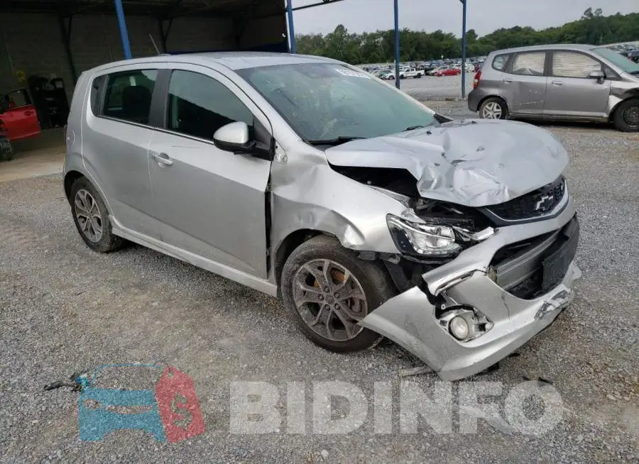 1G1JD6SH1J4121752 Photo# 1