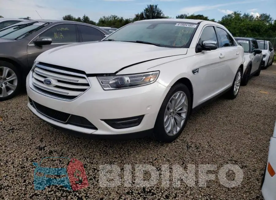 1FAHP2F84JG138517 Photo# 2