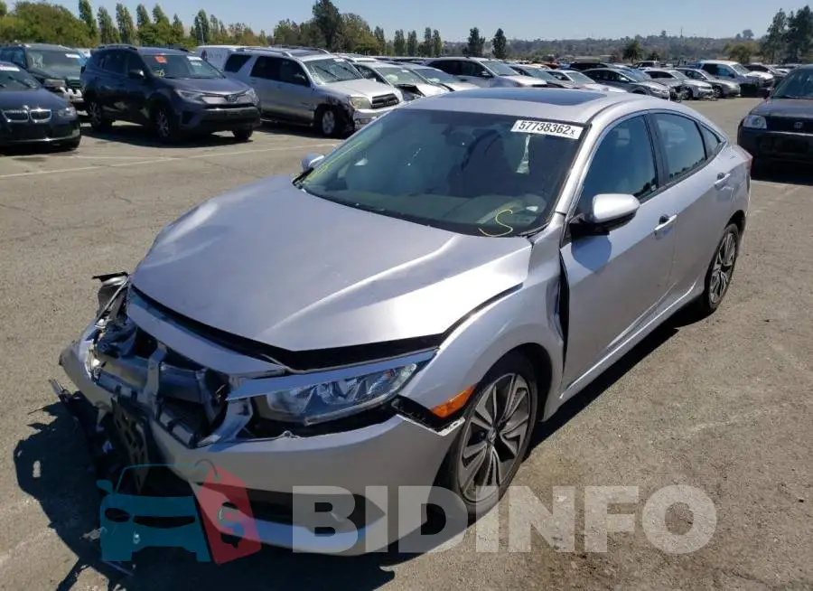 19XFC1F33JE201554 Photo# 2
