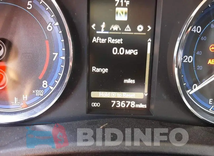 2T1BURHE2HC810877 Photo# 8