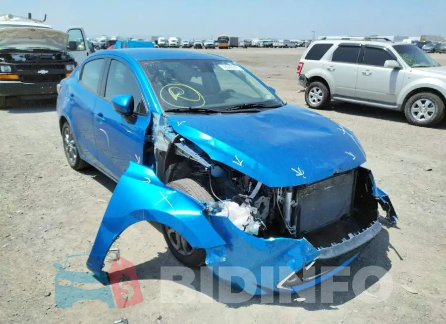 3MYDLBYVXKY514937 Photo# 1