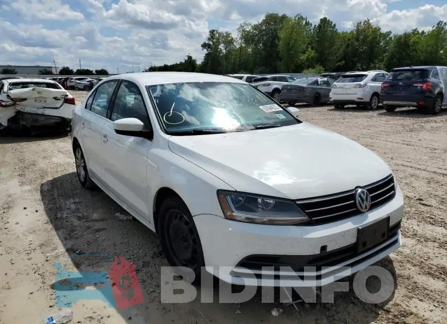 3VW2B7AJ3HM259817 Photo# 1