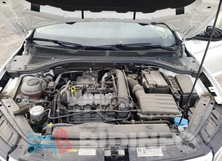 3VWCB7BUXKM240279 Photo# 7