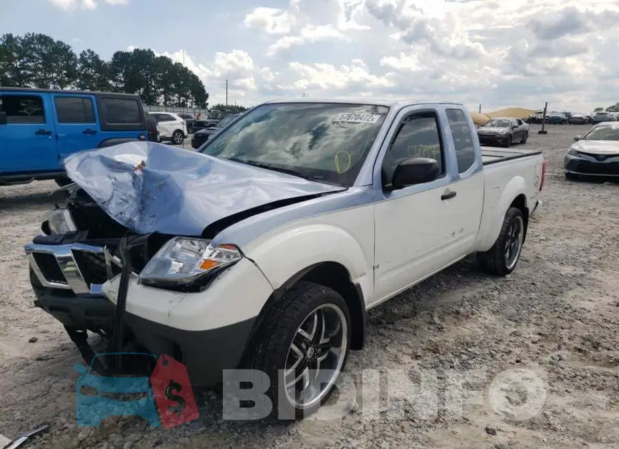 1N6BD0CT5KN757157 Photo# 2