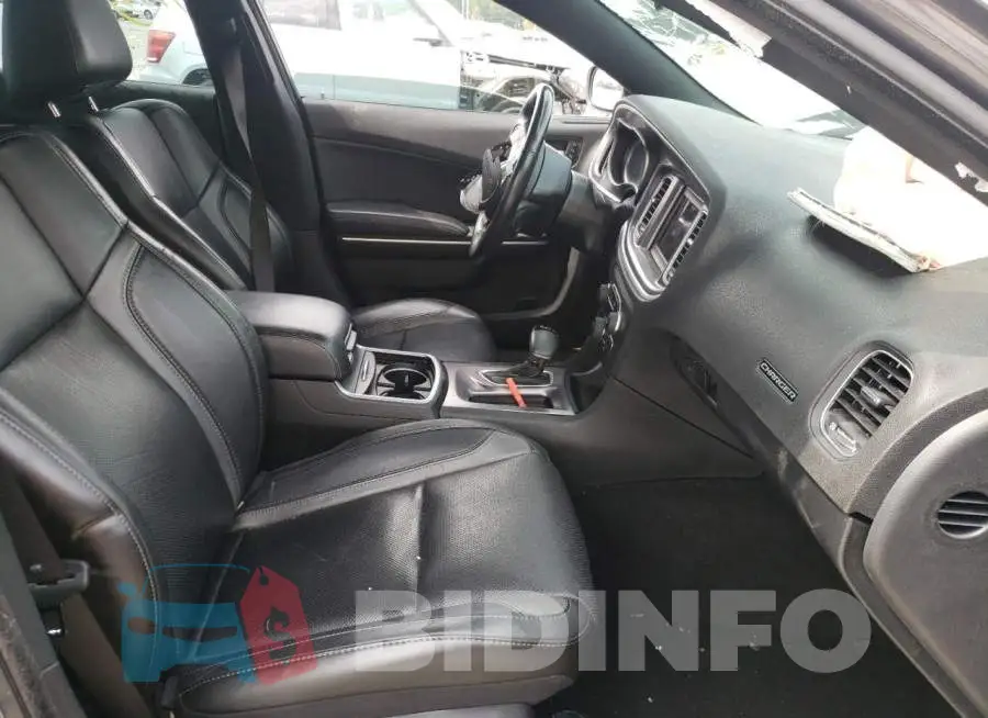 2C3CDXBG4KH643748 Photo# 5
