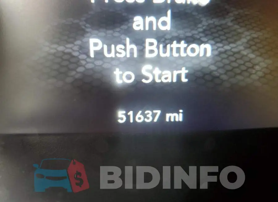 2C3CDXHG7KH678064 Photo# 8