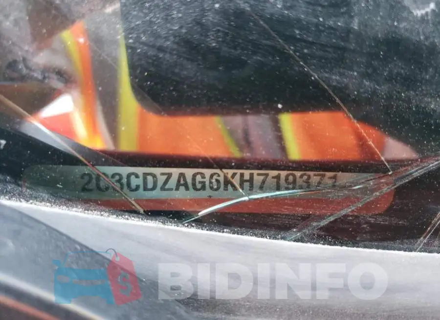 2C3CDZAG6KH719371 Photo# 10