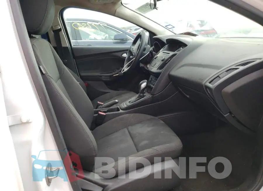 1FADP3FEXHL317284 Photo# 5
