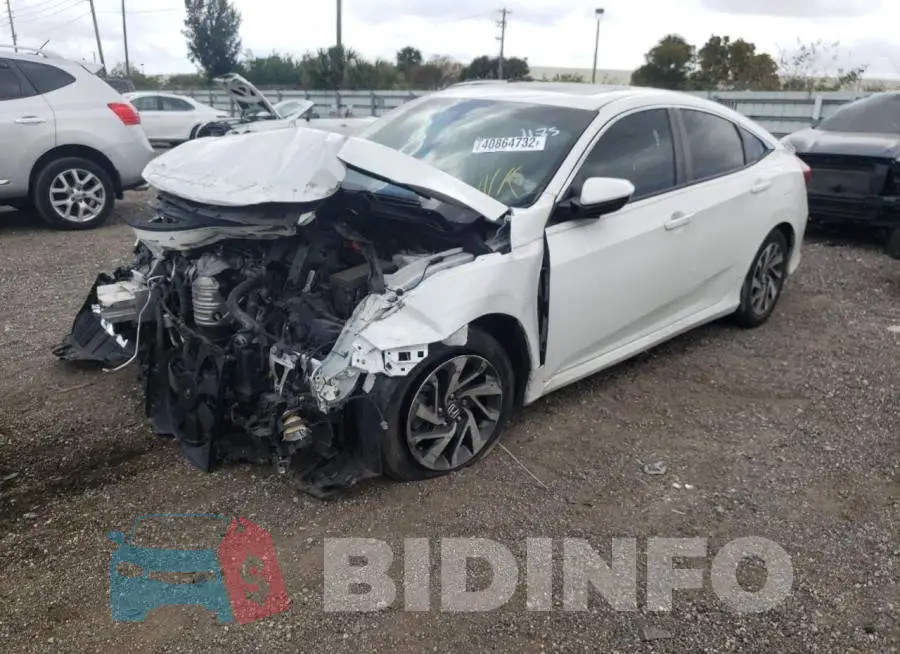 19XFC2F76JE021185 Photo# 2