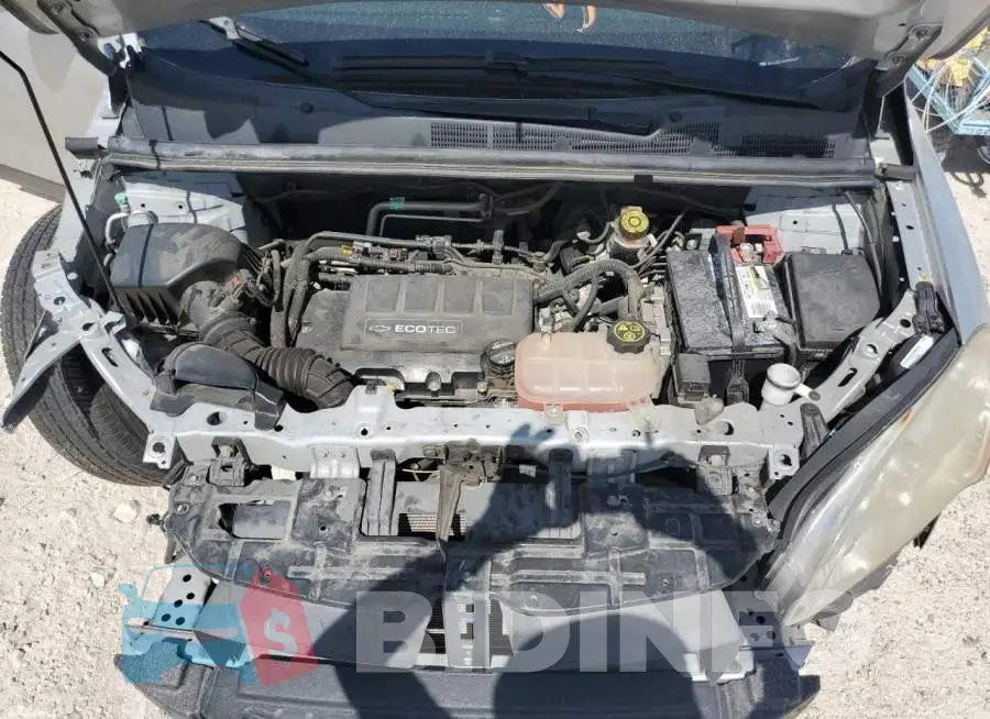 KL7CJLSB1GB639378 Photo# 6