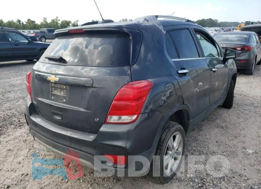 KL7CJLSB1JB547744 Photo# 4