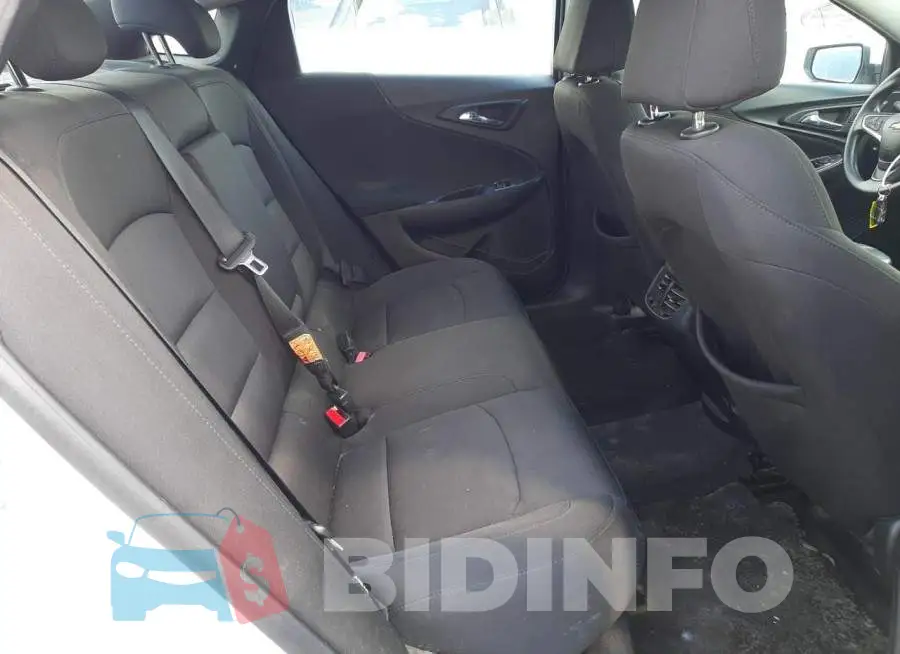 1G1ZD5ST6JF181371 Photo# 6