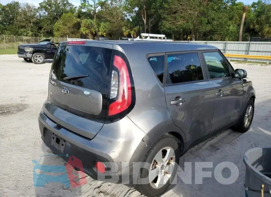 KNDJN2A24J7509213 Photo# 4
