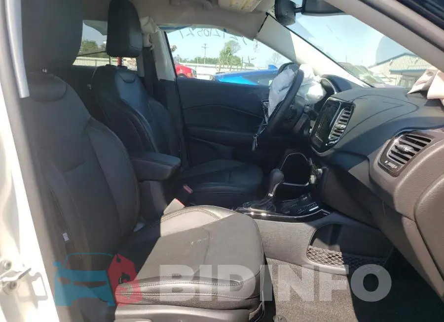 3C4NJDCB5MT568583 Photo# 5