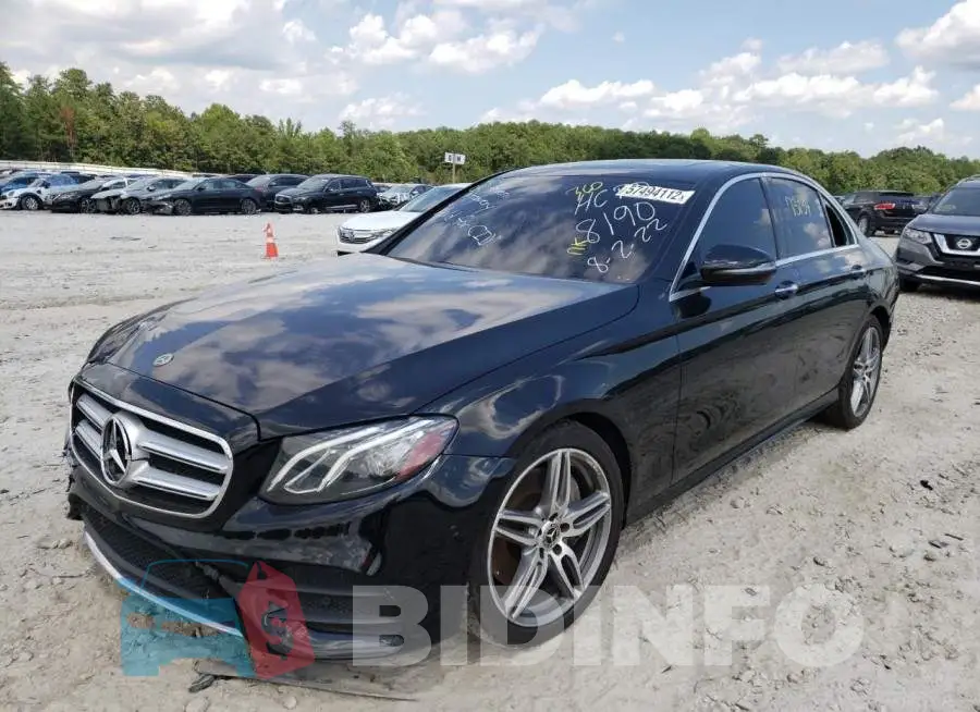 WDDZF4JB9HA288190 Photo# 2