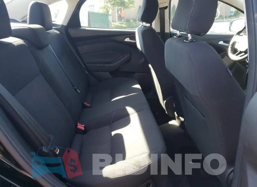 1FADP3FE3HL257414 Photo# 6